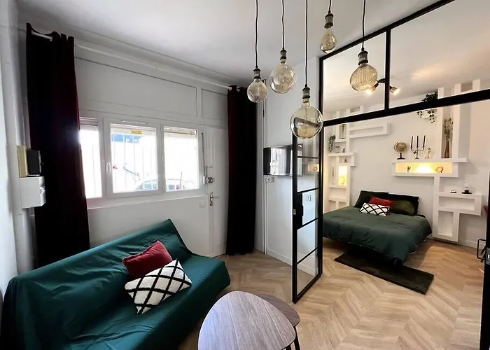 Апартаменты Chic Et Calme Тулуза